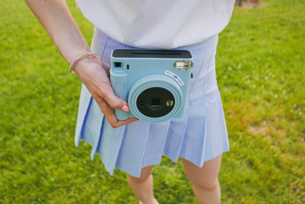 Jaki aparat fotograficzny na komunię dla dziewczynki